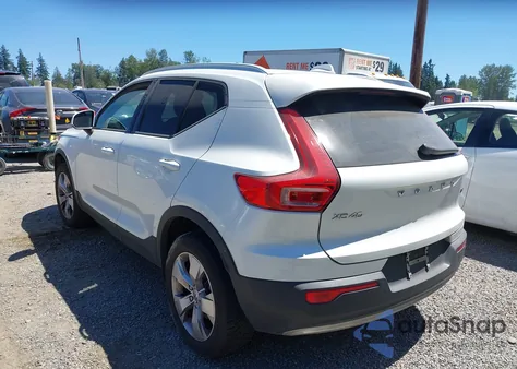 2021 Volvo Xc40 T5 Momentum from USA, damaged, VIN YV4162UK5M2485995